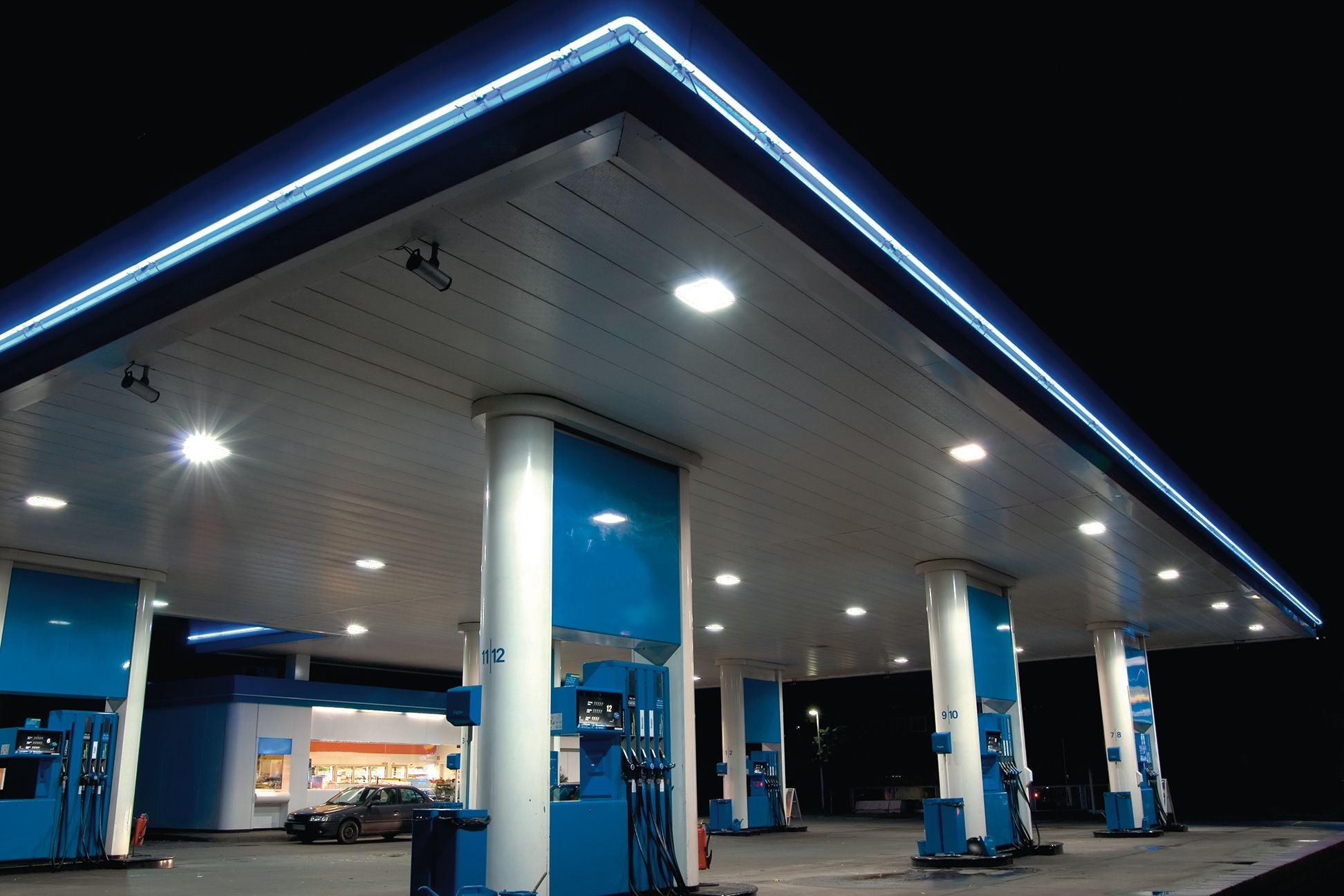 Faro led incasso in alluminio diffusore con lenti in materiale autoestinguente , antiurto e anti-UV luce 4000°k 80W 11100LM ENERGY Faro led incasso in alluminio diffusore con lenti in materiale autoestinguente , antiurto e anti-UV luce 4000°k 80W 11100LM ENERGY
